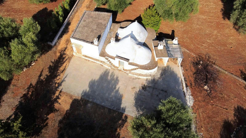 Trullo with Lamia to Restore in the Countryside of San Michele Salentino - 2