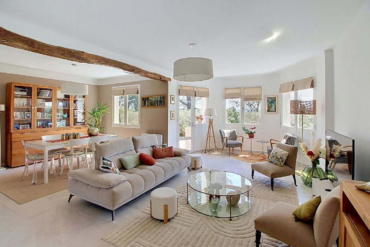 6-room house of 144 m² + pool + garage on 1692 m² plot - 3