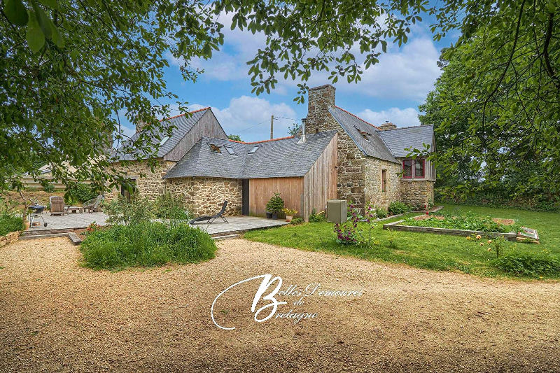 Beautiful set of 18th century country houses - 2