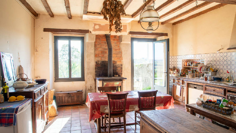 Exceptional 18th-Century Estate – Charming Guest House on the Camino de Santiago with Pyrenees Views - 5