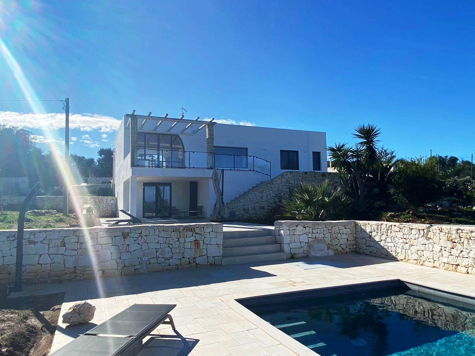 Modern villa with sea view and infinity pool in the countryside of Carovigno