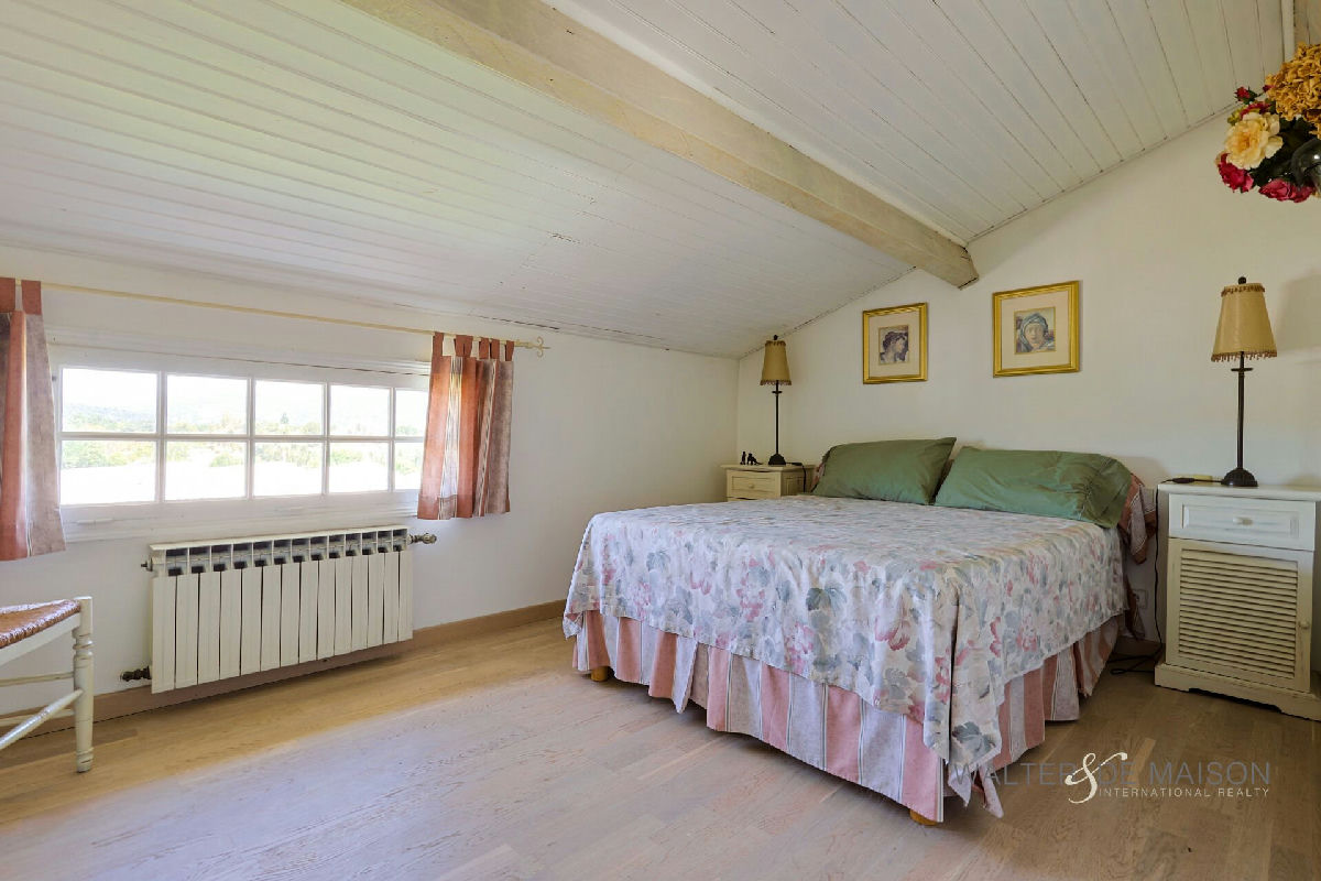 House in Le Pradet with independent apartment - 18