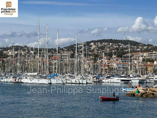 Apartment in Bandol
