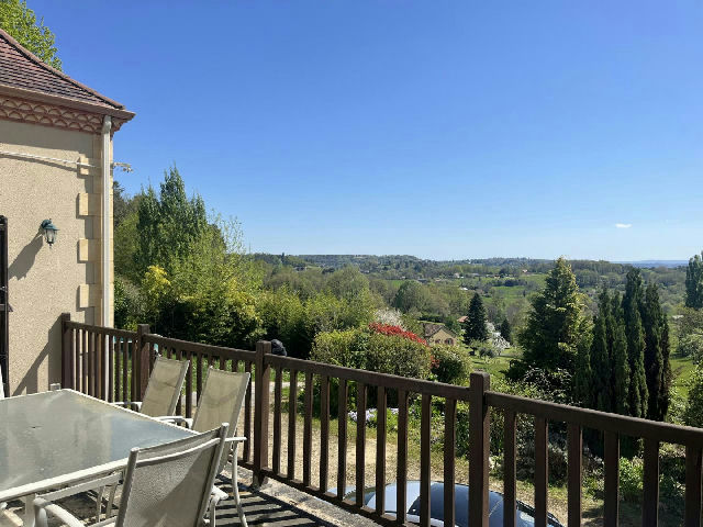 Modern House with 2 Garages and Large Terrace - 15