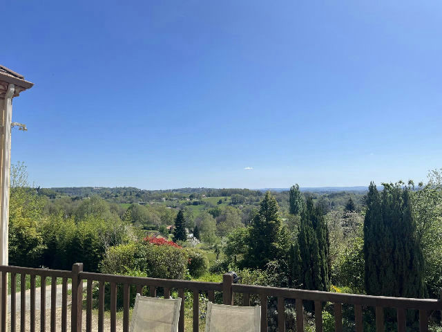 Modern House with 2 Garages and Large Terrace - 2