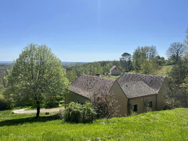 Modern House with 2 Garages and Large Terrace - 6
