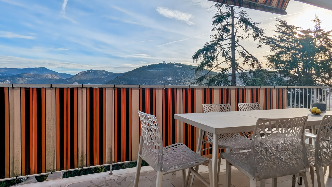 4 room apt. of 101 m² on 4th floor for sale - 3