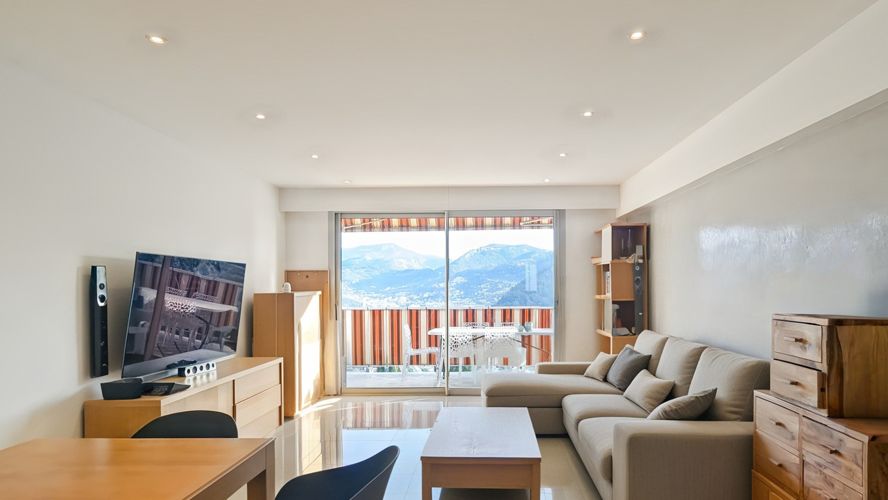 4 room apt. of 101 m² on 4th floor for sale - 5