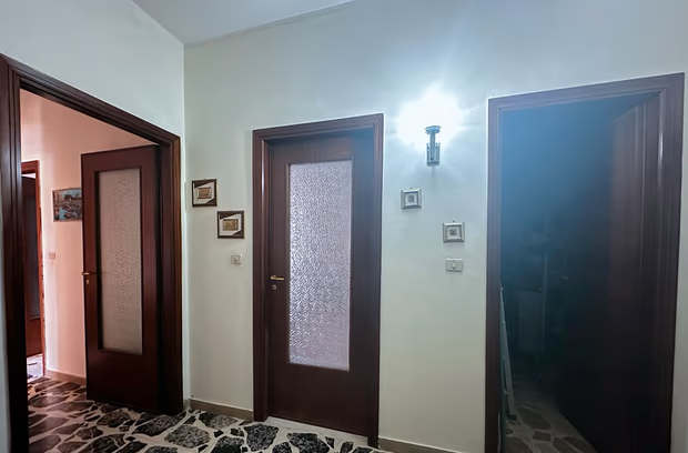 A large flat in Syracuse in excellent condition within walking distance of the famous island of Ortigia - 12