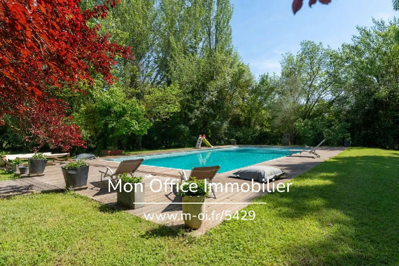 Property in a wooded park with pool - 2