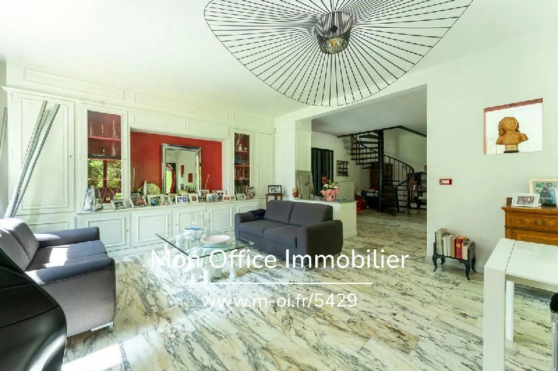 Property in a wooded park with pool - 5