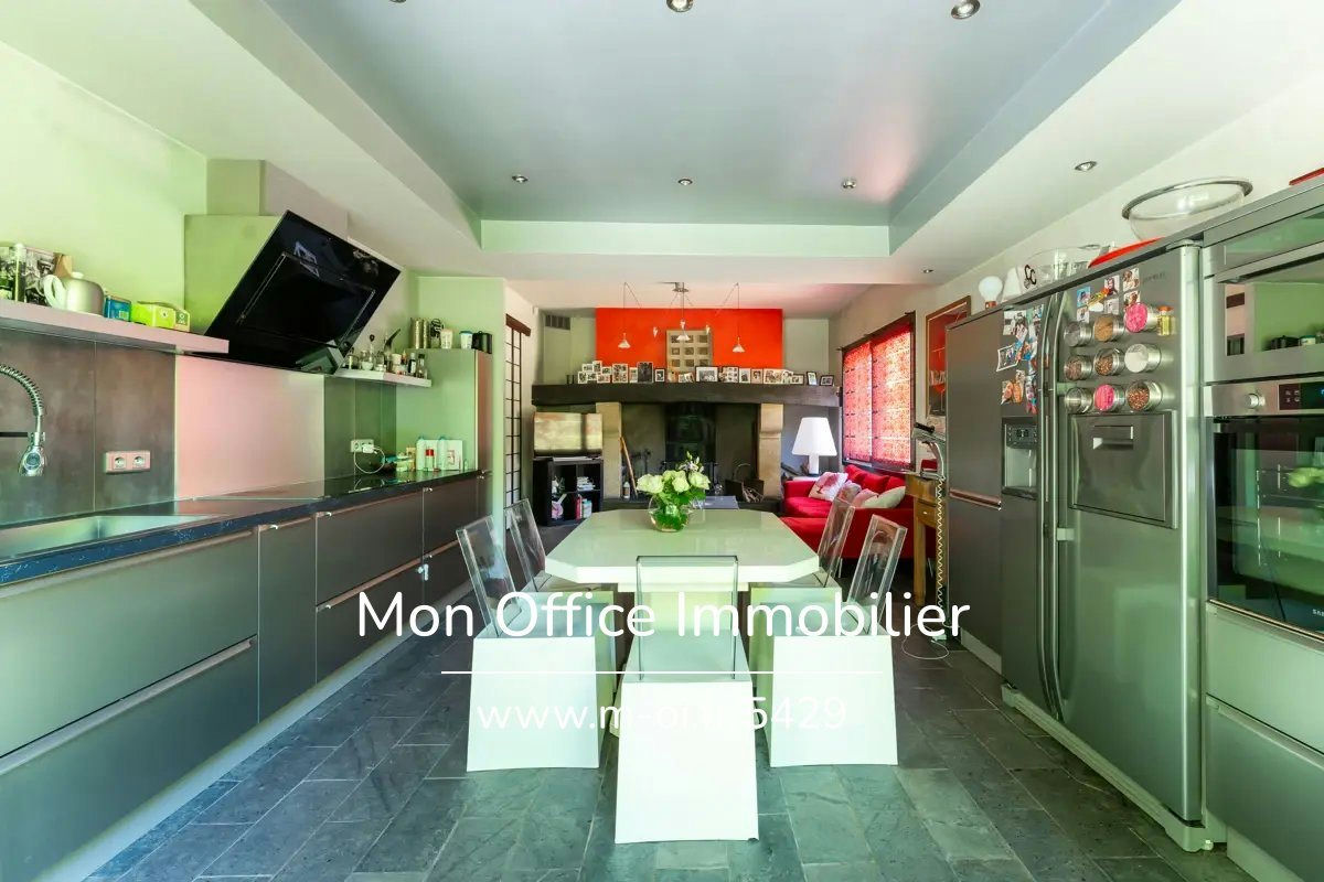 Property in a wooded park with pool - 6