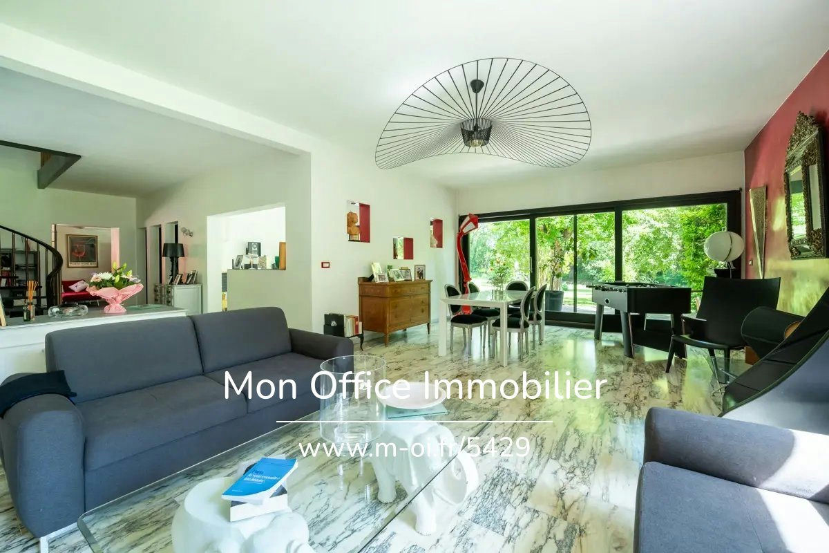 Property in a wooded park with pool - 7