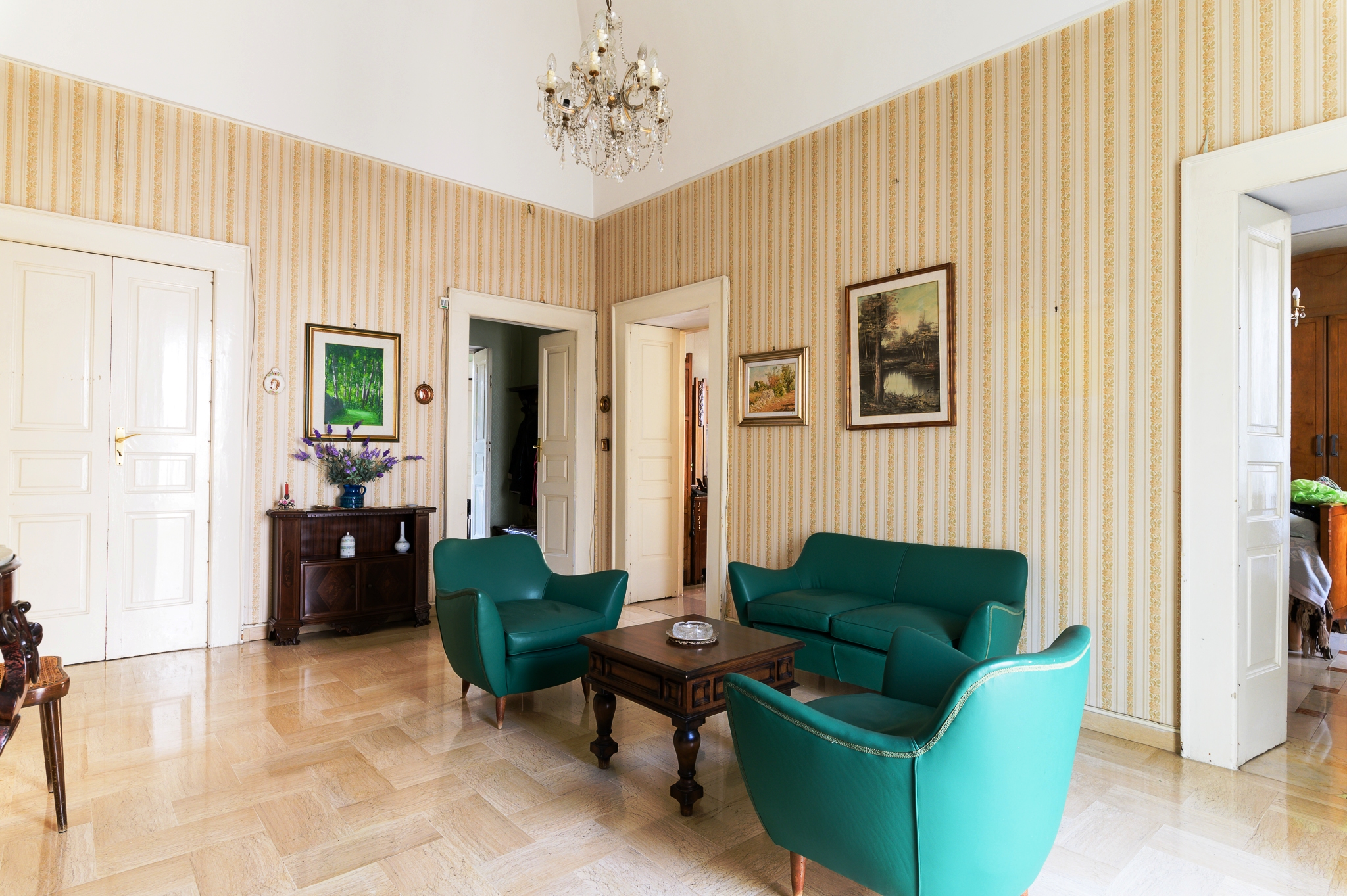 Antique house to renovate near the historic centre of Ostuni - 4