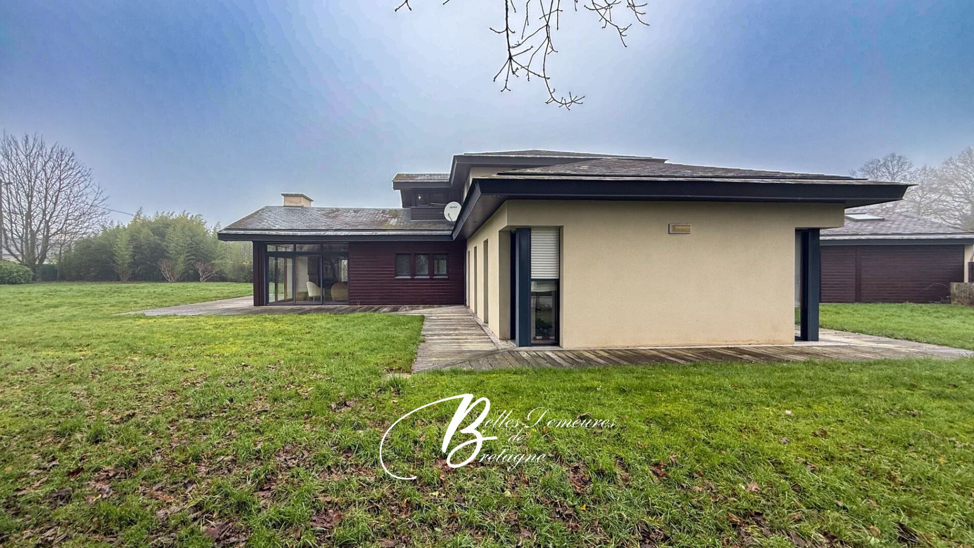 Stunning contemporary home at the gates of the city - 4