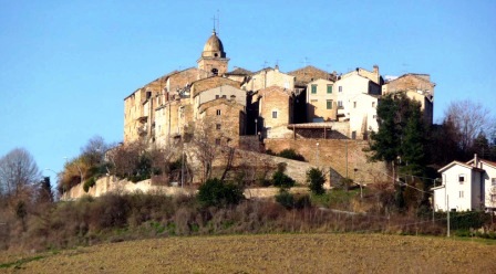 Townhouse in an Authentic Hilltop Town - 3