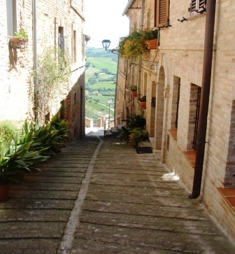 Townhouse in an Authentic Hilltop Town - 5