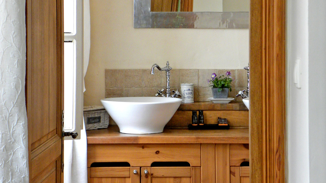 Luxury Manor with Pyrenees Views, Pool & B&B Potential near Marciac, Gers 32 South West France - 2