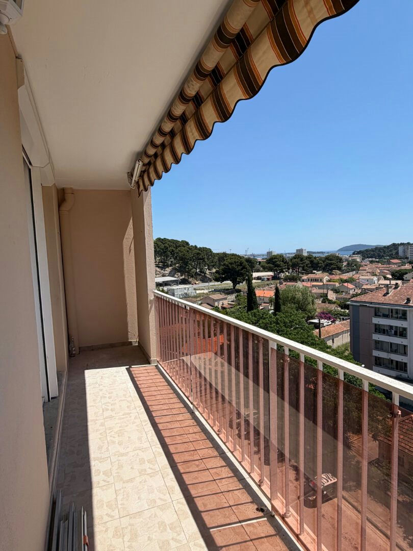 Apartment in Toulon, fully renovated with balcony - 1