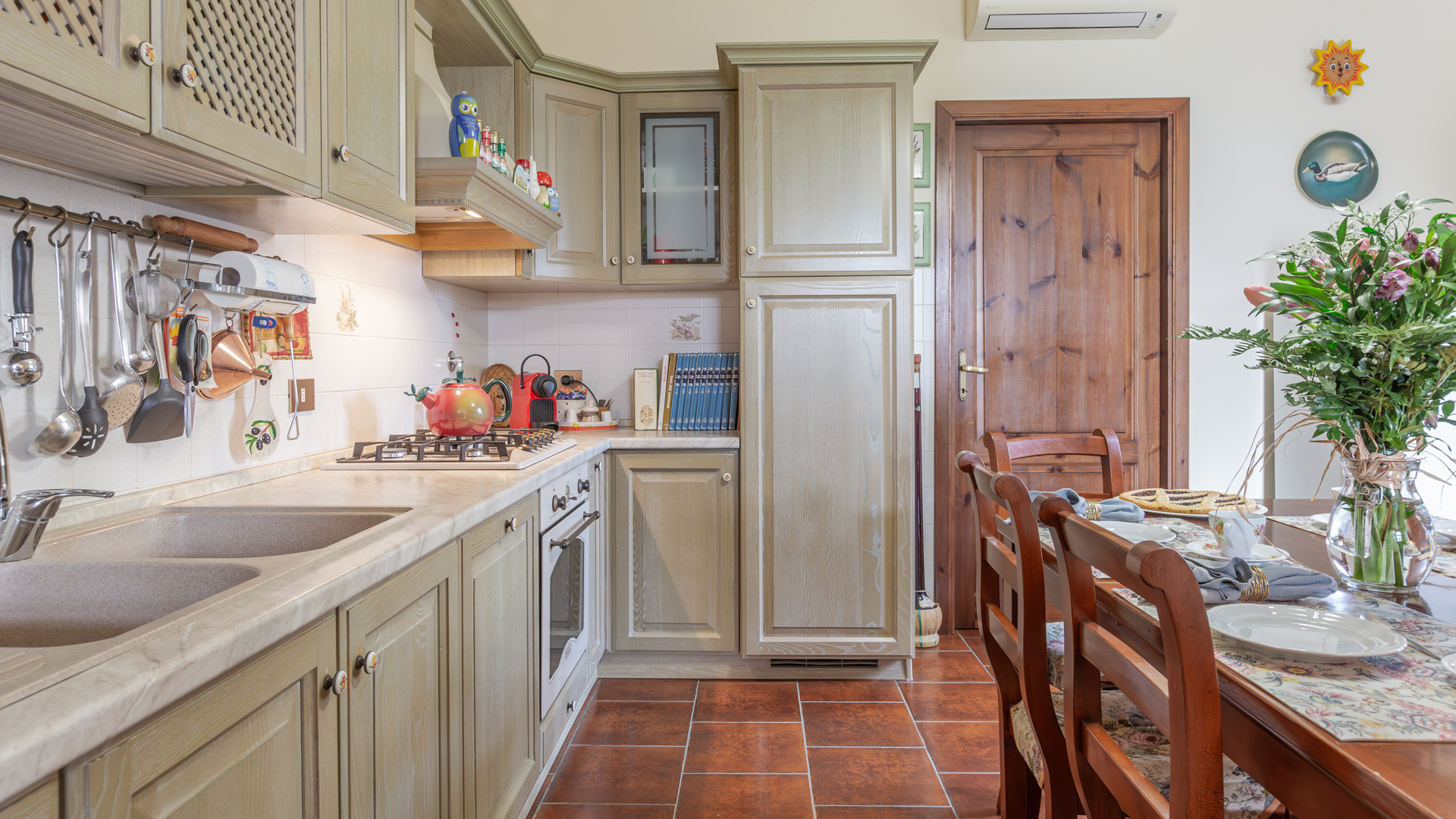 Tuscan semi-detached farmhouse with 2 flats - 5