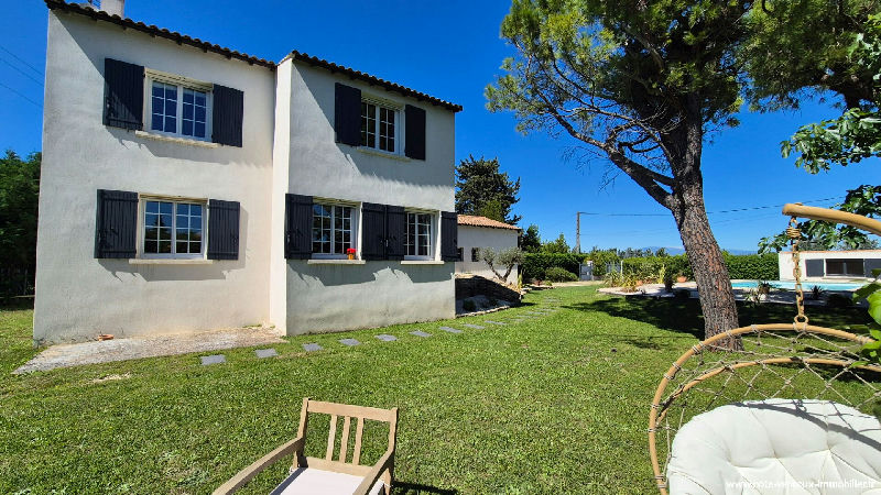 Exceptional Villa - On the Sorgue Shore & Views of Mont Ventoux - 3