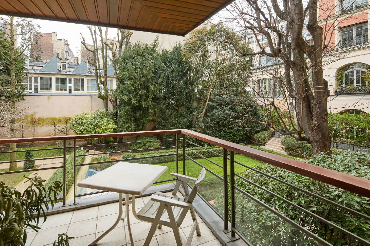 A Duplex with Terraces in the Littré Gardens - 11