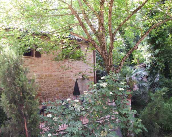 A charming old farmhouse - 5