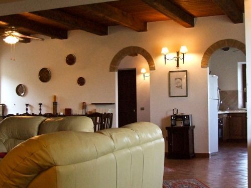 Uniquely located Country House - 4