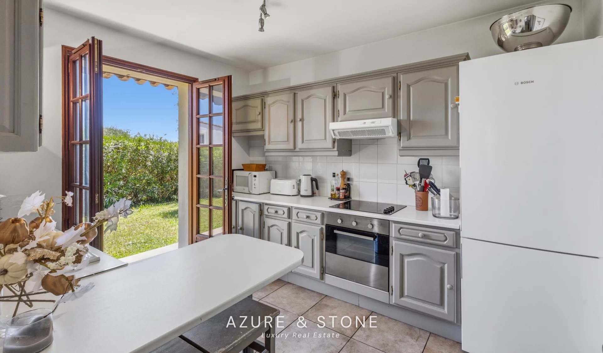 Family villa with pool, walking distance to the village - 5