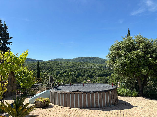 House with 3 bedrooms, independent studio and 1000 sqm garden. Unobstructed view of the heights of A - 2