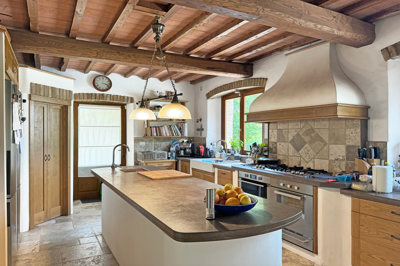 Romantic stone farmhouse with swimming pool border Umbria Toscana - 4