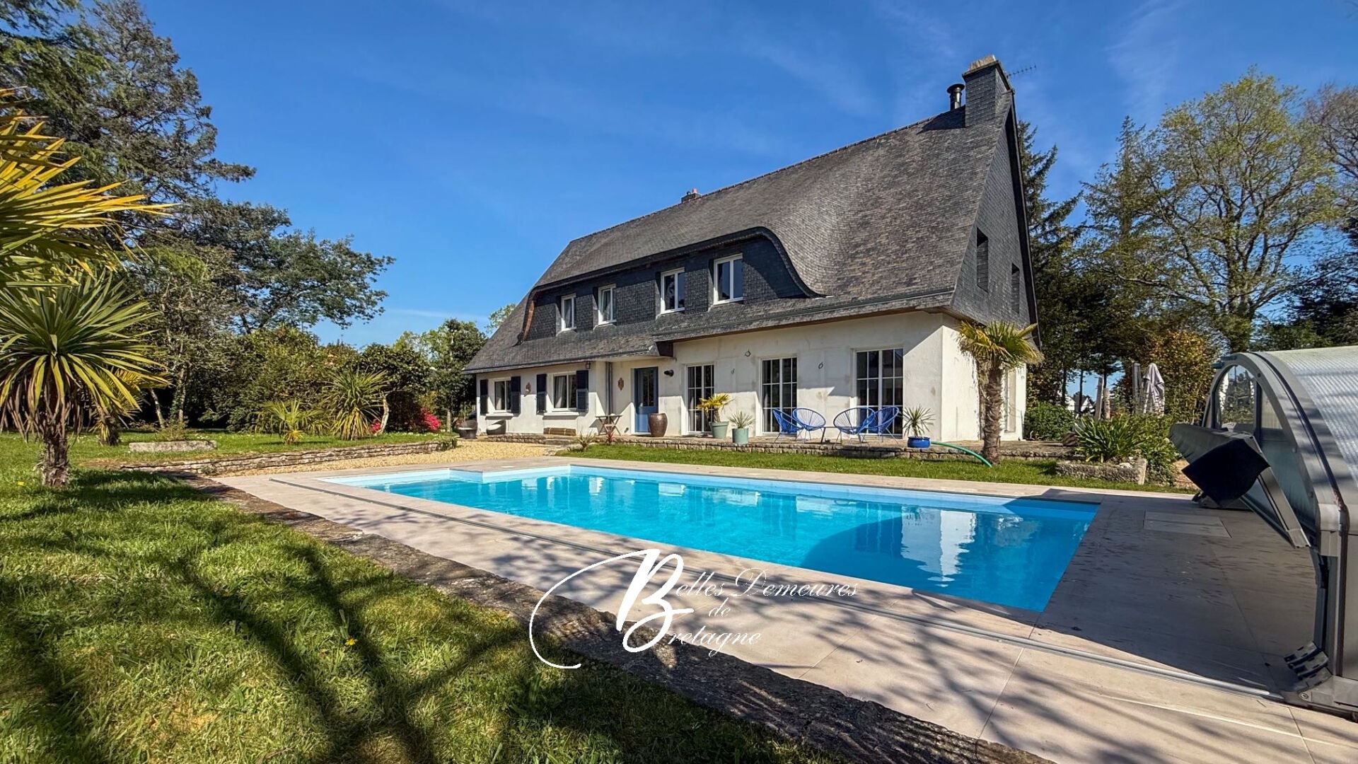 Elegant family home with pool for sale near the coast. Cotes d'Armor - 2