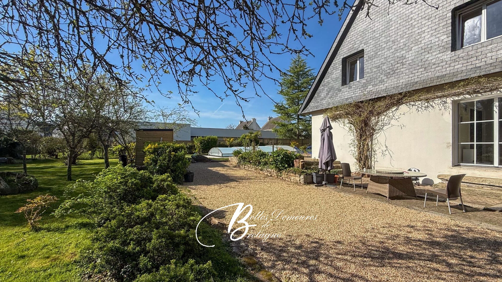 Elegant family home with pool for sale near the coast. Cotes d'Armor - 5