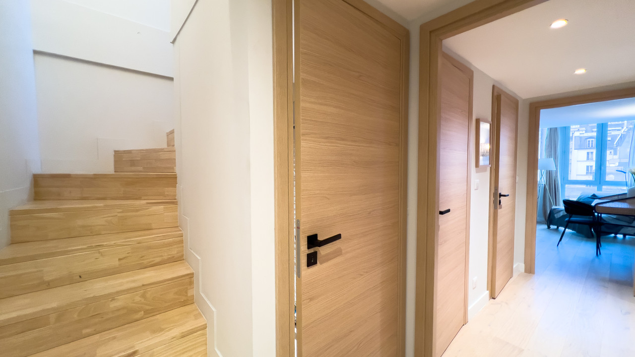 Trocadéro, 2-beds , stunning renovation, 87m2 loft style apartment in tastefully repurposed building - 2