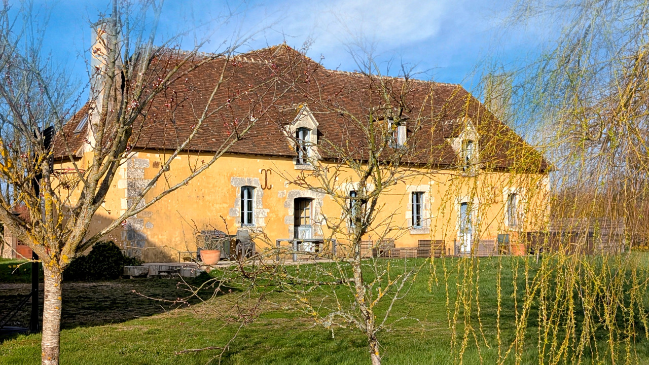 Maison Maugis, 17th-century residence. Charming property with outbuildings on 2.4 hectares, beautiful views - 3