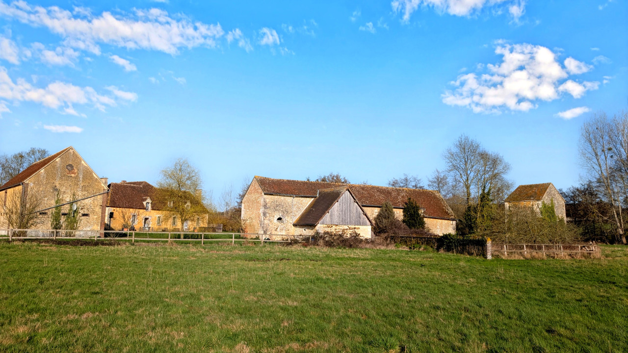 Maison Maugis, 17th-century residence. Charming property with outbuildings on 2.4 hectares, beautiful views - 4