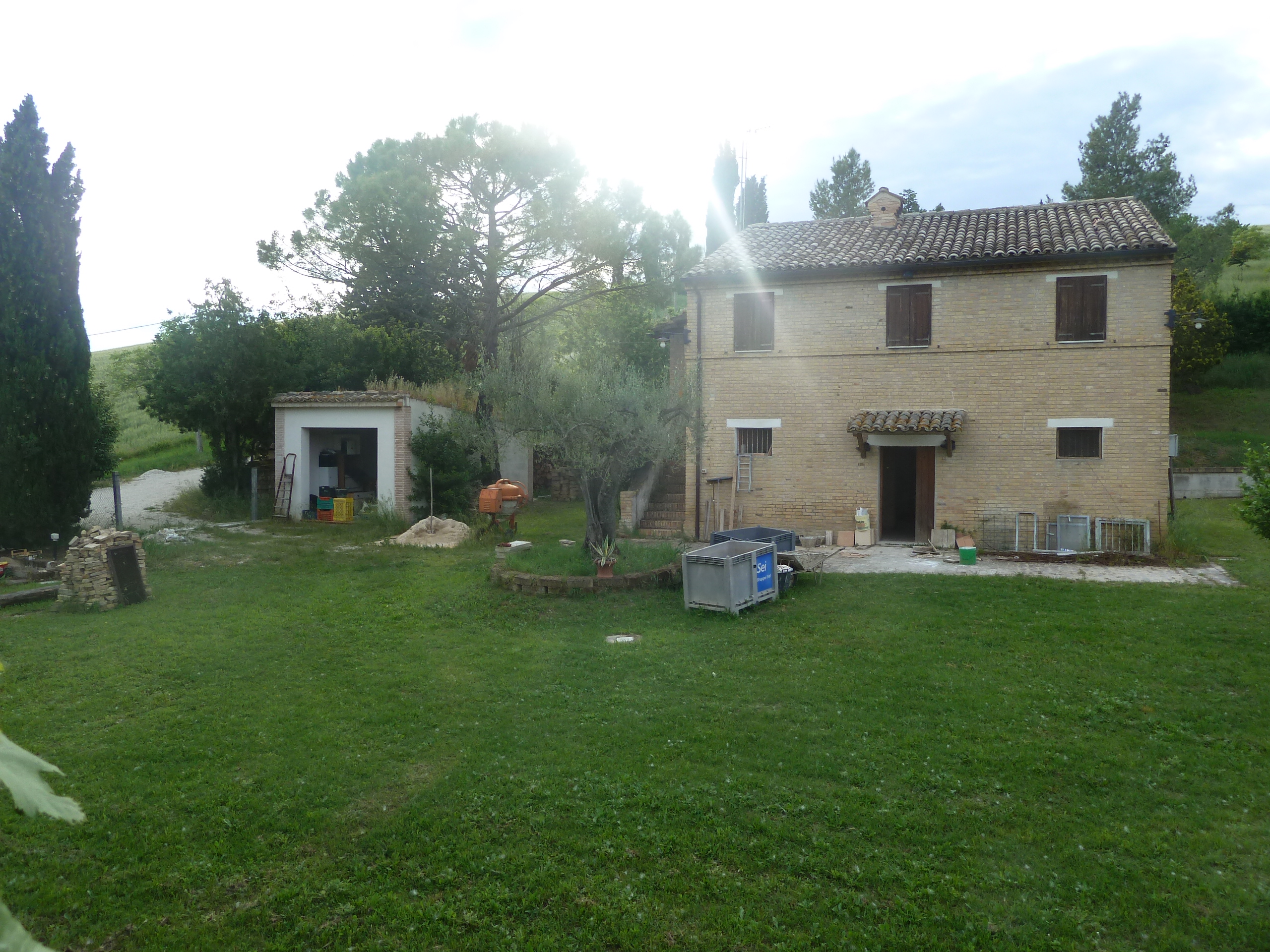 House with swimmingpool