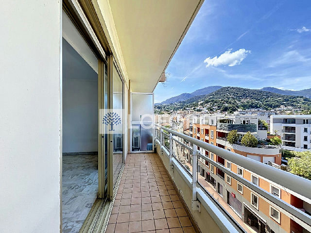 Apartment in Roquebrune Cap Martin, 1 room, 26 sqm, penultimate floor - 3