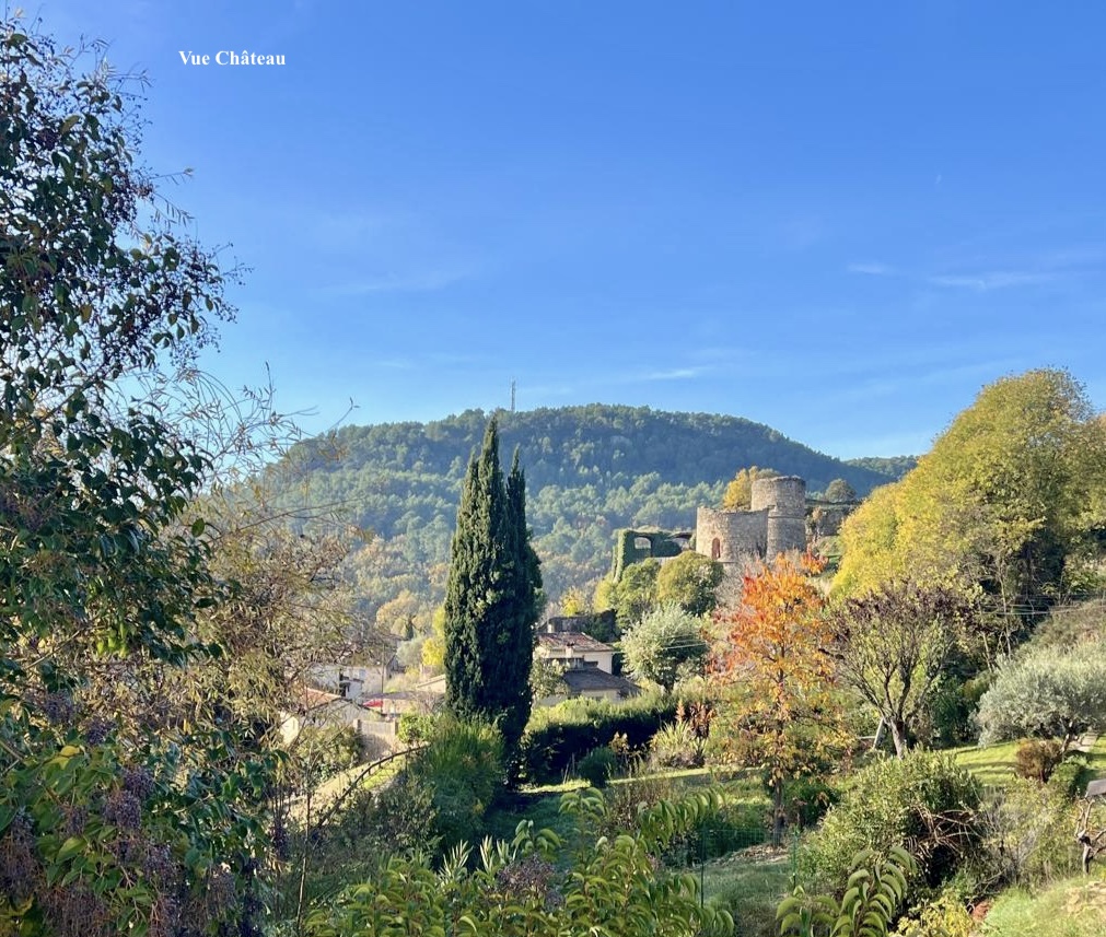 Country setting for this charming house with - 3