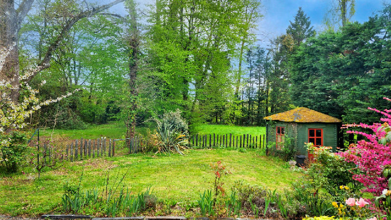 Elegant Single-Storey Family Home with Private Garden – Peaceful Cul-de-Sac in Gradignan - 2