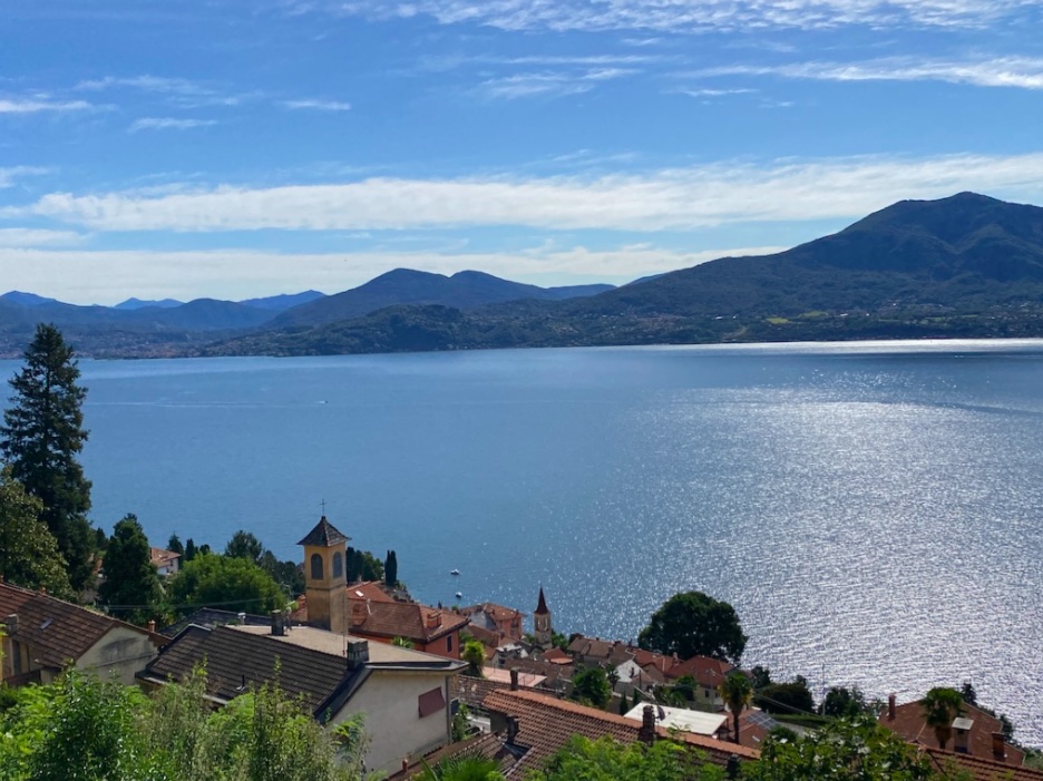 Beautiful Villa in dominant position with Lakeview - 3