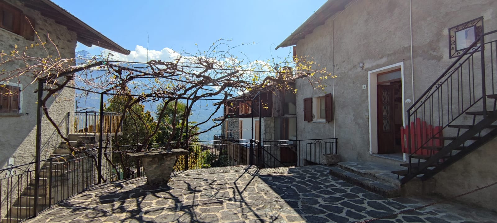 cottage consisting of two independent apartments - 5