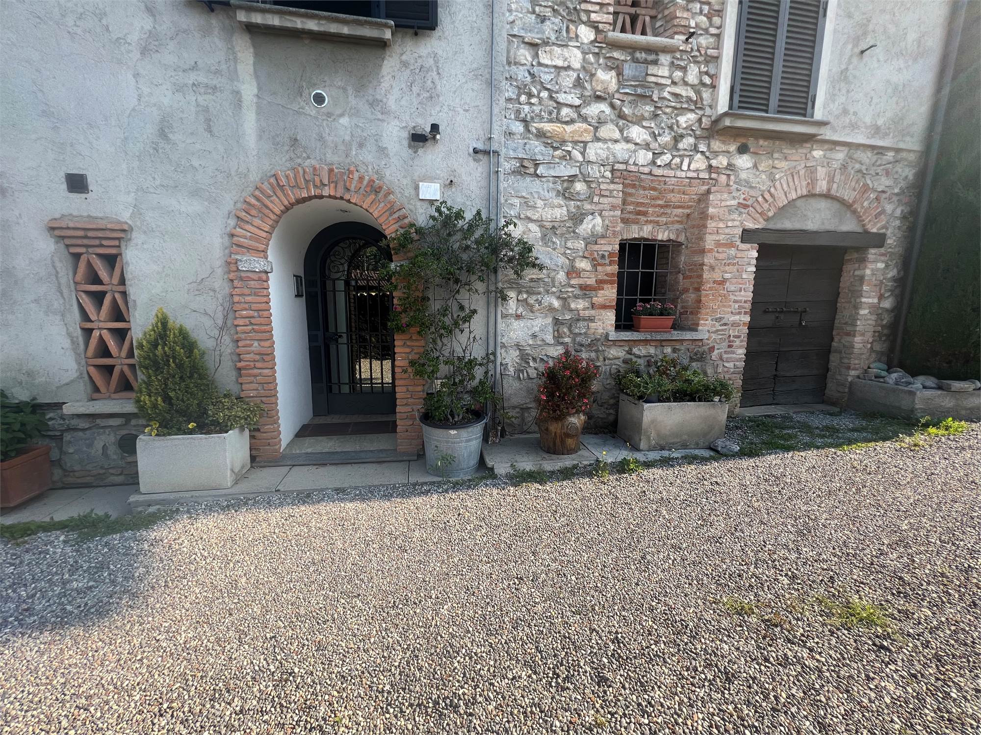 Beautiful apartment with private garden - 5