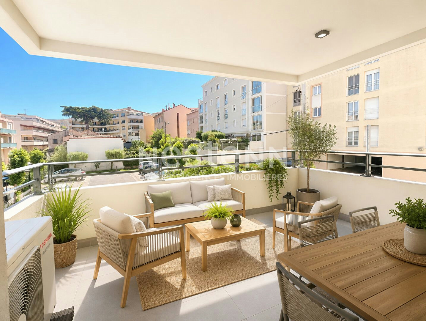 Beautiful 2-room apartment for sale in Saint-Raphaël