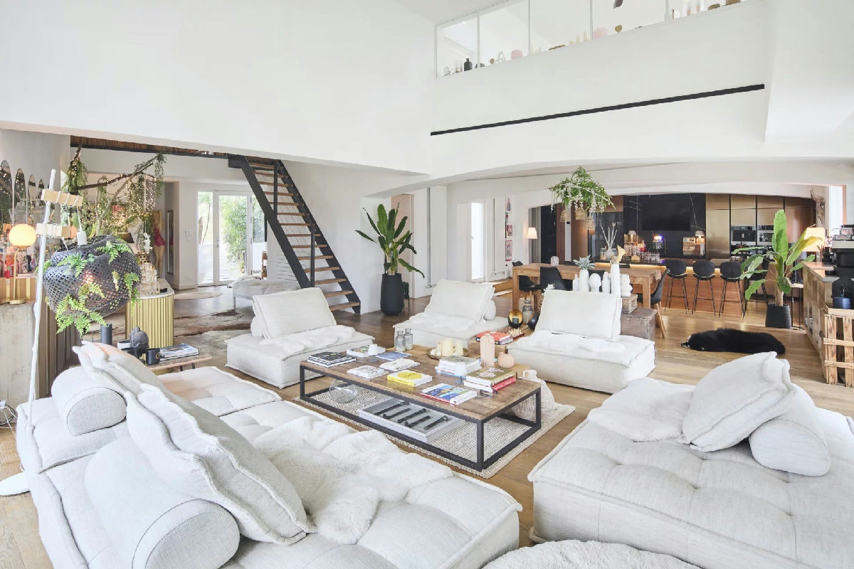 Jouy-En-Josas: a superb contemporary architectural property - 3