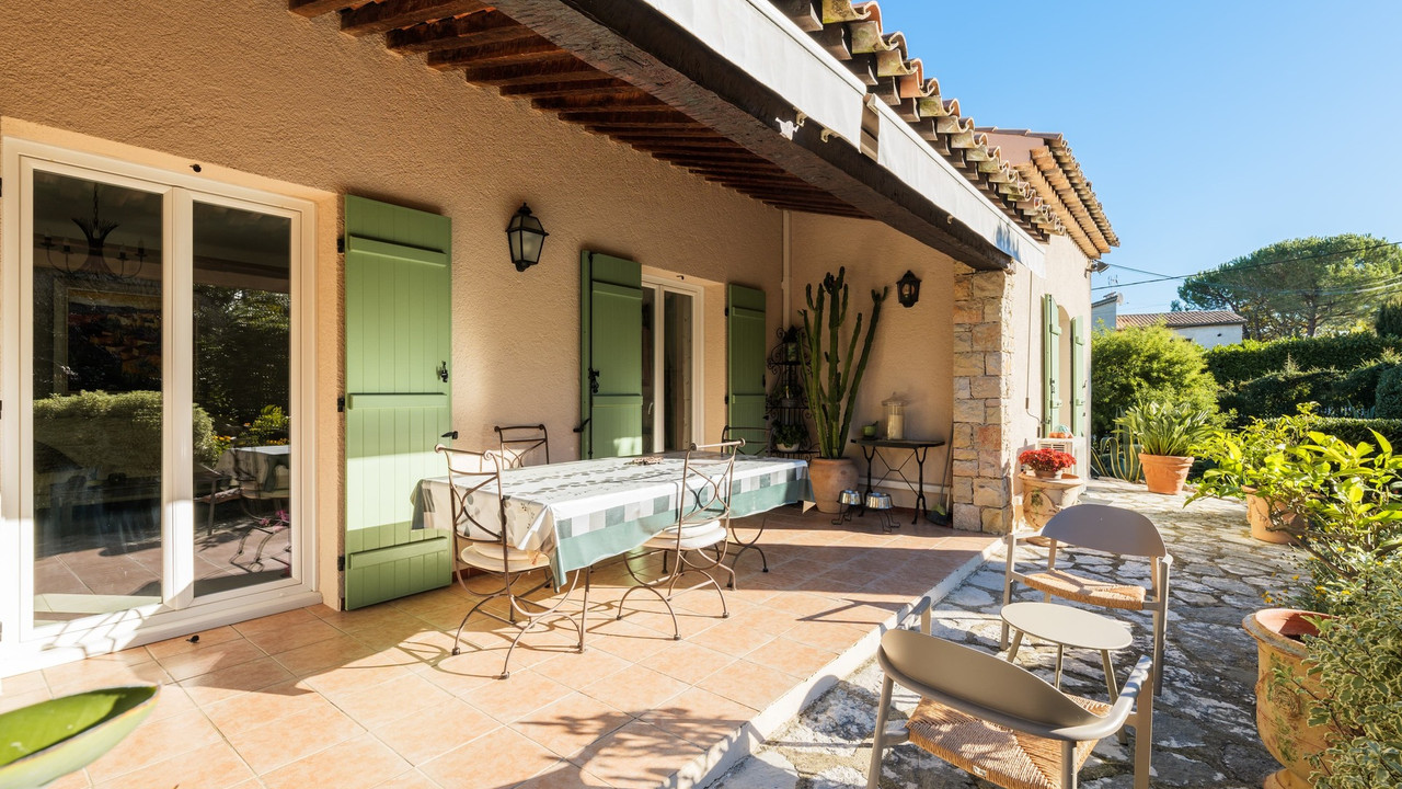 House with 4 rooms of 156m² for sale - 3