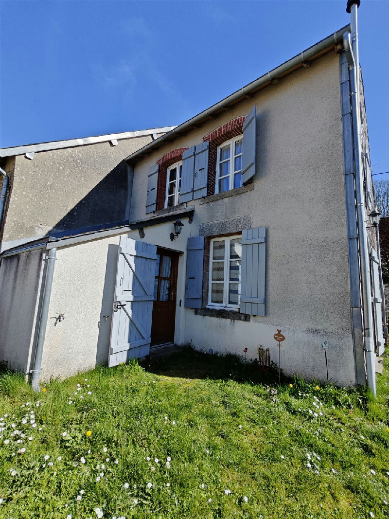 Near La Souterraine 23300 - 2