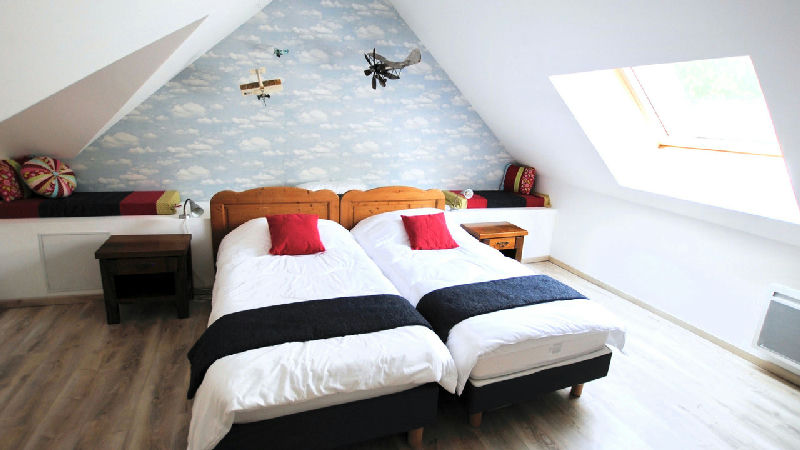 A superb set of three houses in a picturesque setting just a stone's throw from the Opal Coast - 7