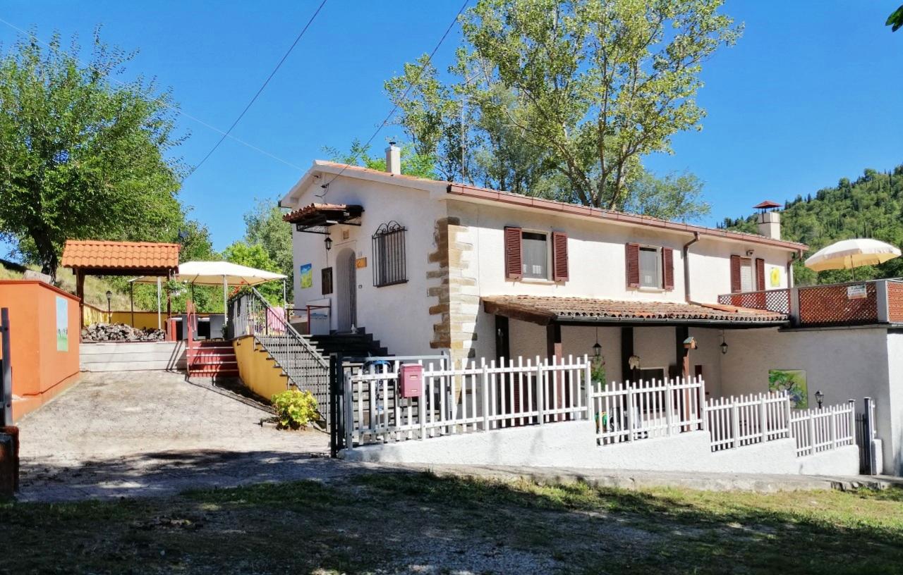 Renovated house in Le Marche in quiet green surroundings situated near a small river