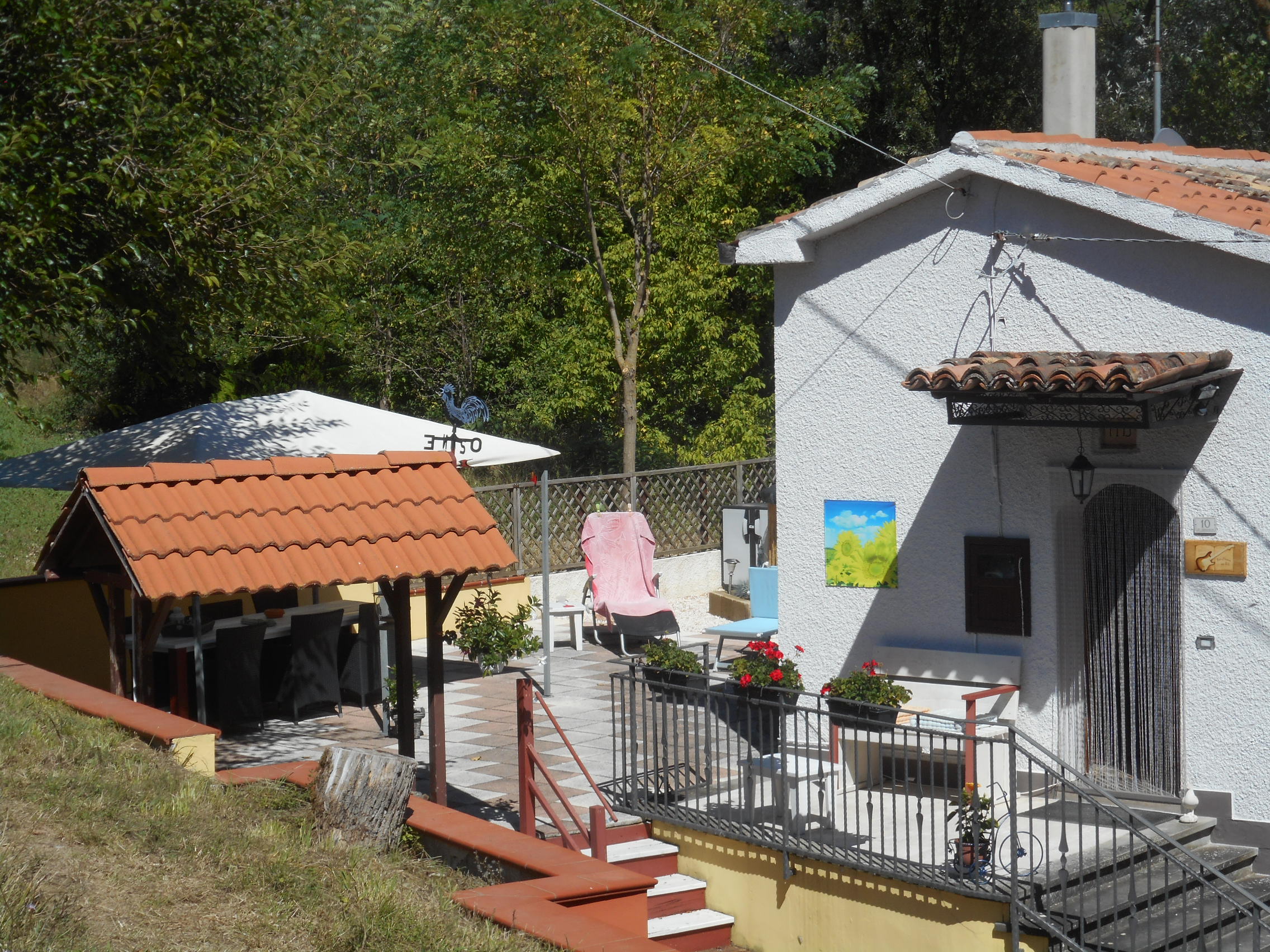 Renovated house in Le Marche in quiet green surroundings situated near a small river - 3